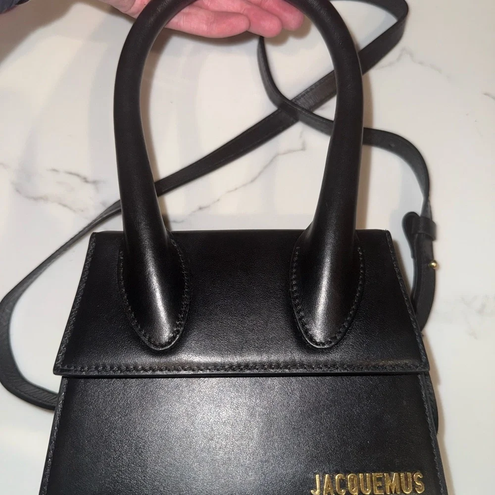 Jacquemus The Medium Chiquito bag - Picture 3 of 16